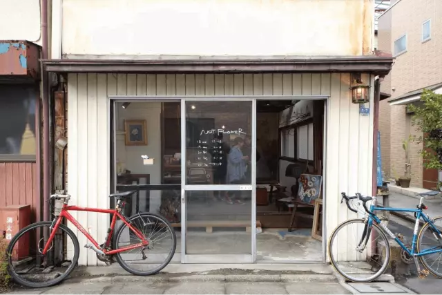 店舗外観